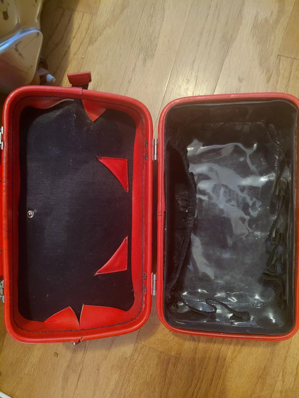 VINTAGE Cosmetics Travel/Train Case/Red Leather Top-Handles 2 Levels